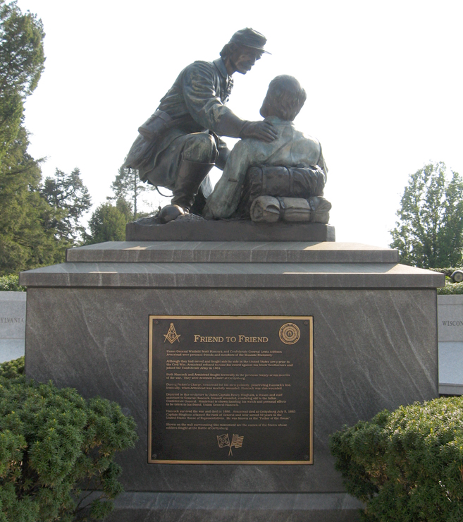 Một bức ảnh về Đài tưởng niệm Masonic Friend to Friend ở Gettysburg, PA